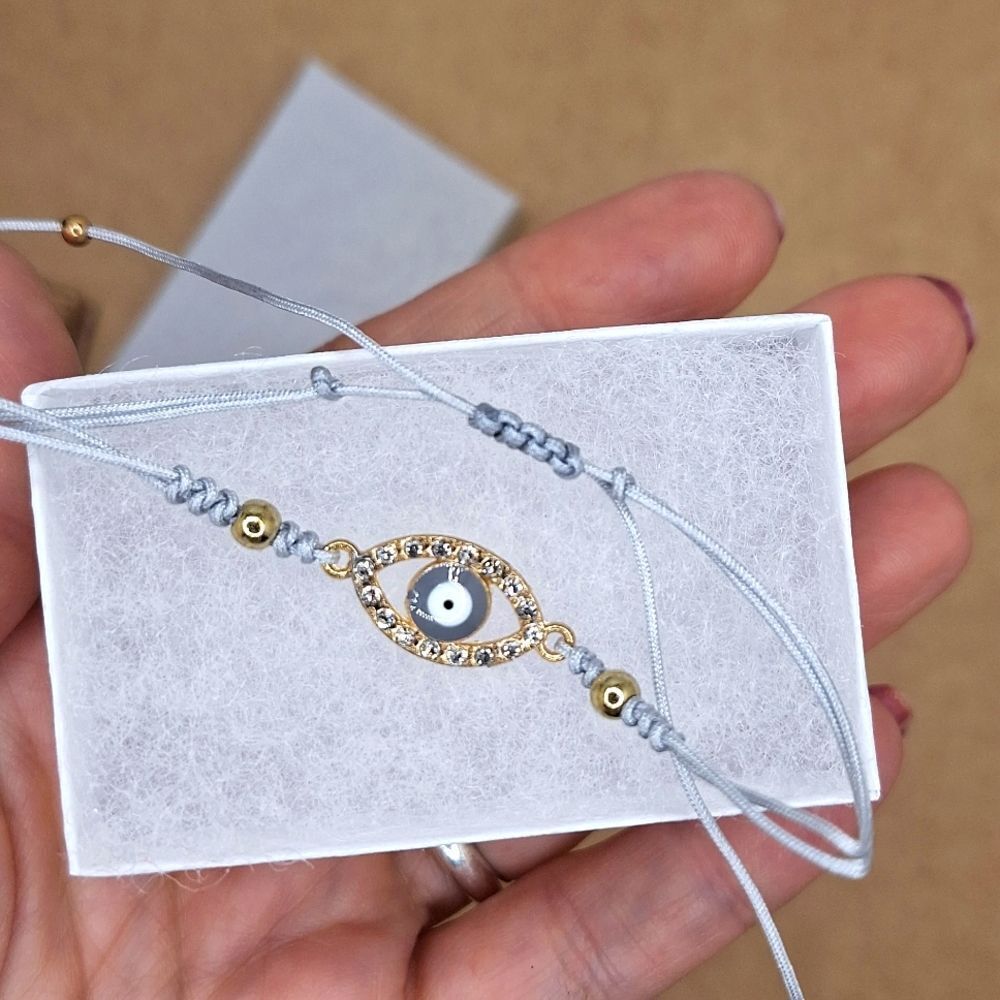 Grey adjustable evil eye protection string bracelet gift box